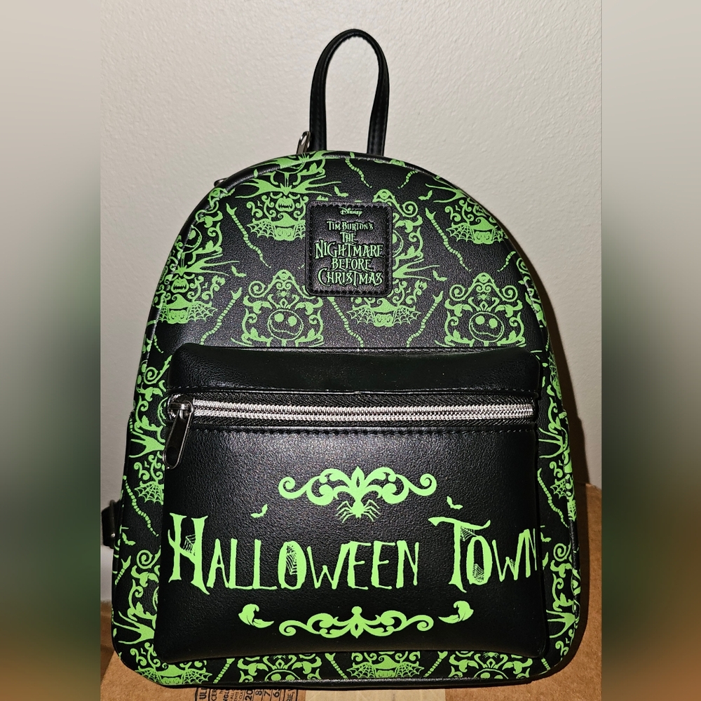 NWOT Loungefly The Nightmare Before Christmas Halloween Town Mini Backpack